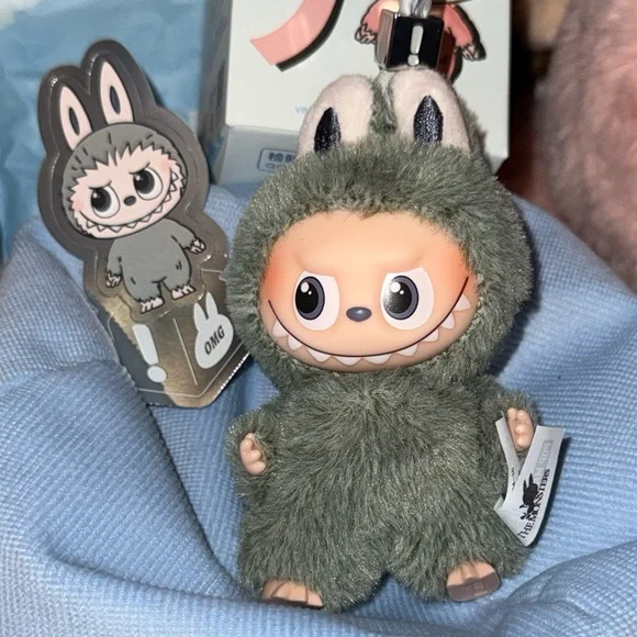 POP MART Pin for Love N–Z Series ❗️SECRET Exclamation Plush Pendant – Brand New - Picture 7 of 9